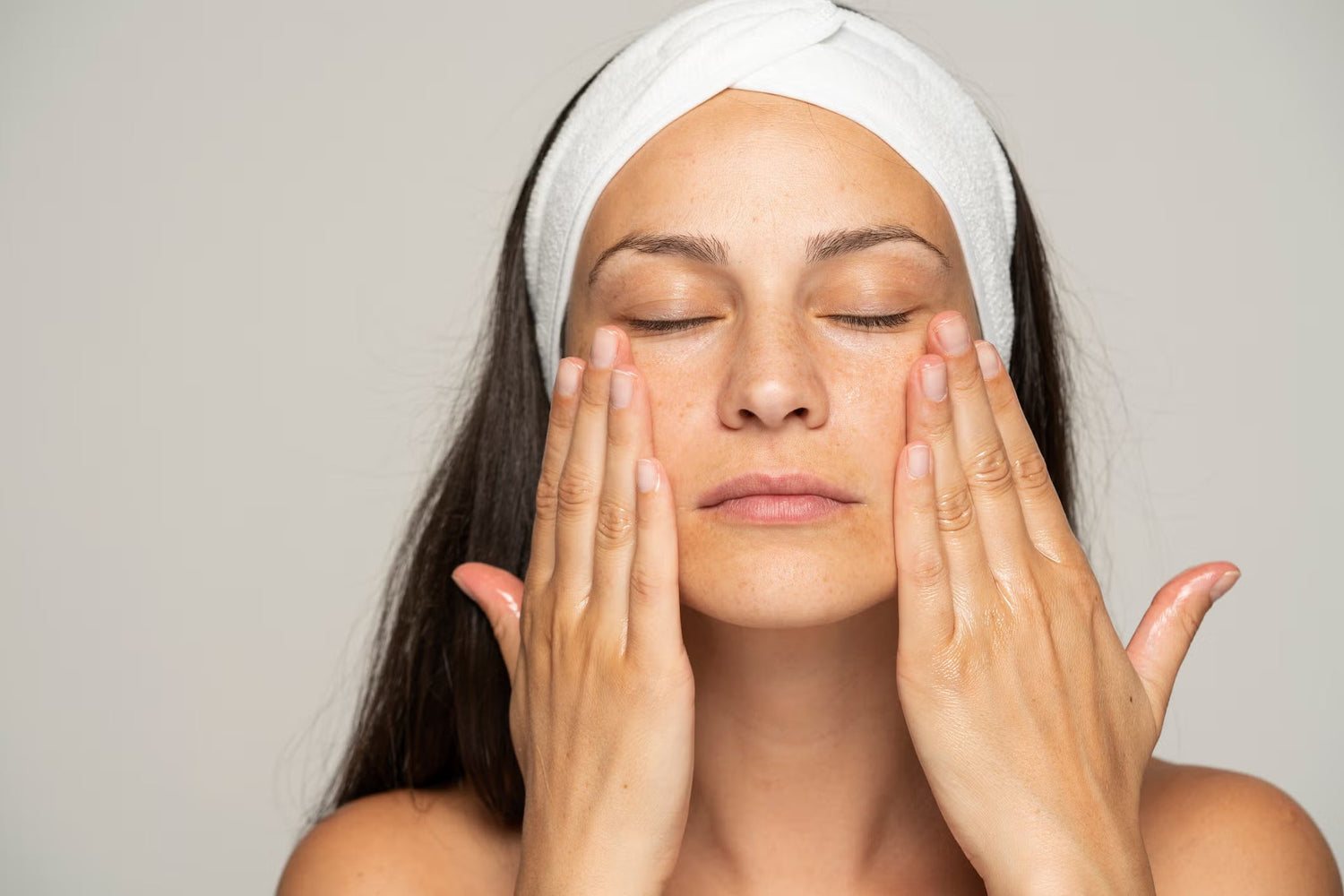 Anti-Aging Benefits of Daily Facial Massage